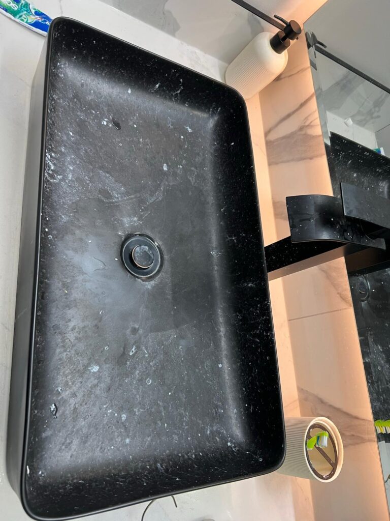 VALS_CLEANING-SERVICES-2-BEFORE